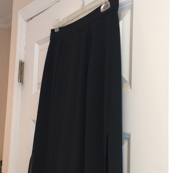 Black Maxi Evening Skirt by Tom Barra - 6 - Picture 2 of 9